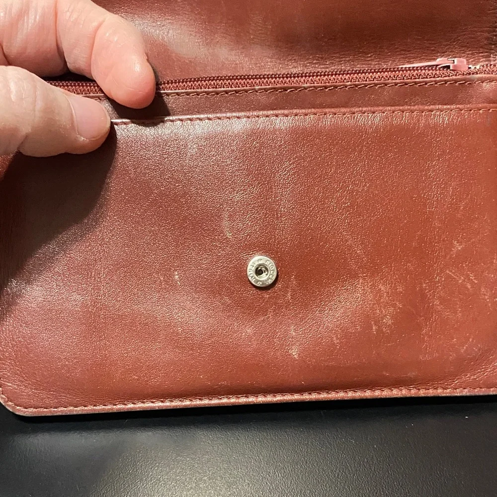 Enny Vintage burgundy wallet